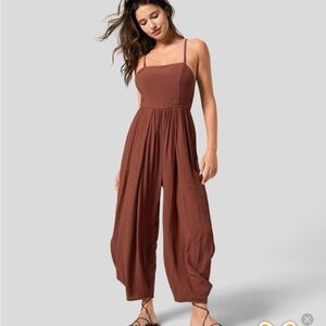 Halara jumpsuit in brandy snifter size small. Never worn in original packaging!